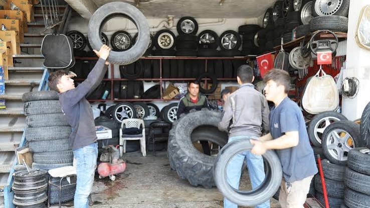 İstanbul 7 24 acil lastik tamir hizmeti