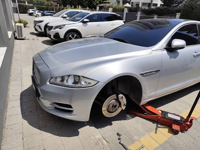 İstanbul Lastik değişim ekipmanları ve servis aracı